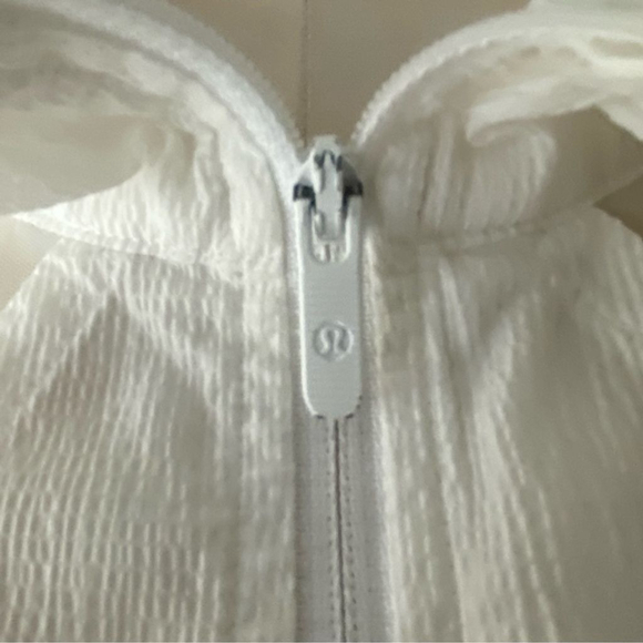 Lululemon In Depth Jacket - 4 - Picture 8 of 17
